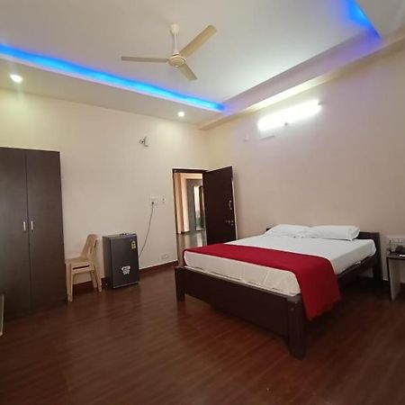 Ss Lodge Devanahalli Eksteriør billede