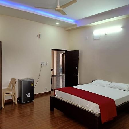 Ss Lodge Devanahalli Eksteriør billede