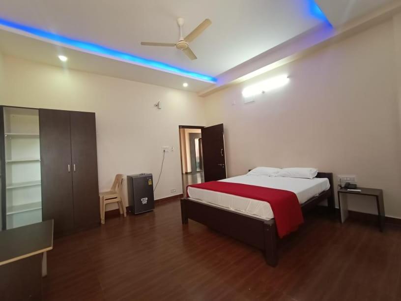 Ss Lodge Devanahalli Eksteriør billede